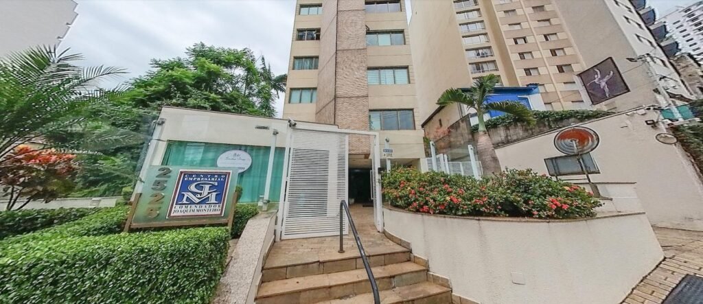 Fachada do Centro Empresarial Comendador Joaquim Monteiro, na R. Voluntários da Pátria, 2525, Santana — unidade Zona Norte dos Detetives 007
